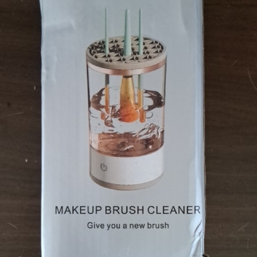 Makeup Brush Cleaner Tool NIB